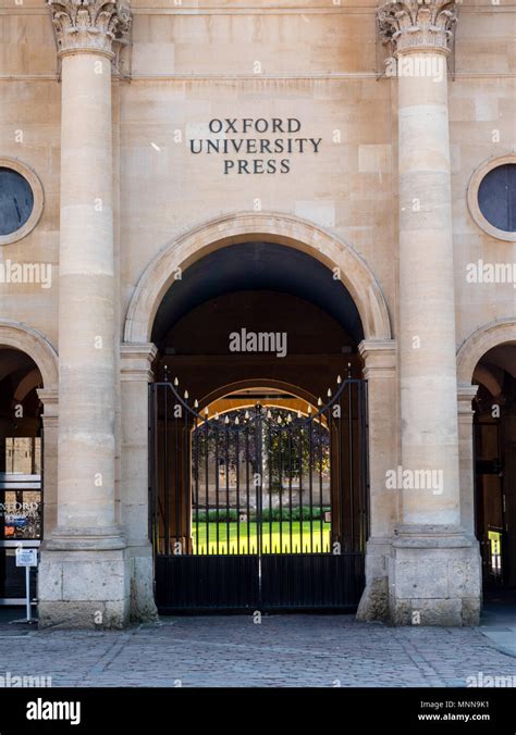 where is oxford university|where is oxford university press located.